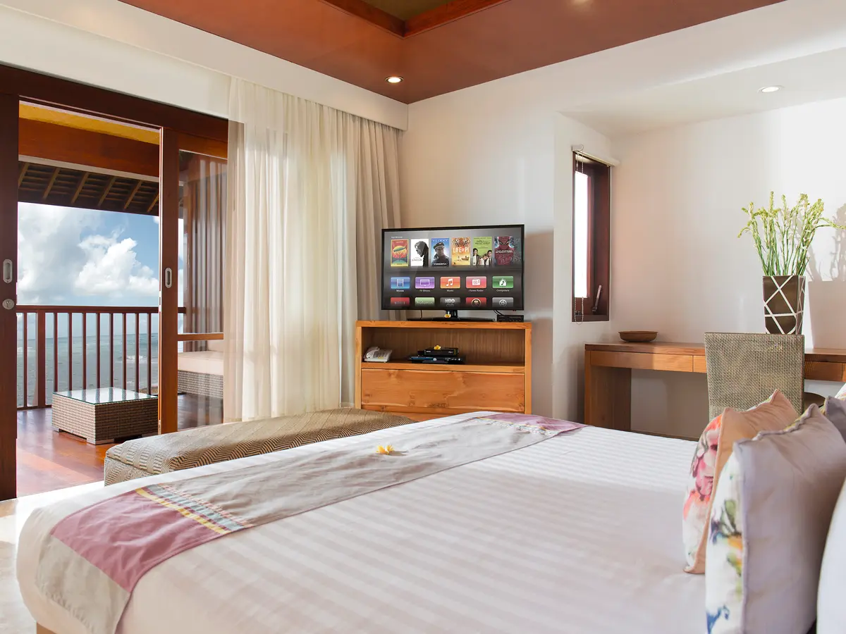 Villa Bayu Gita Beachfront - Upstairs front bedroom