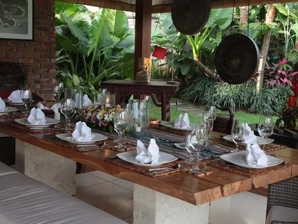 6. Villa Sati - Dining room
