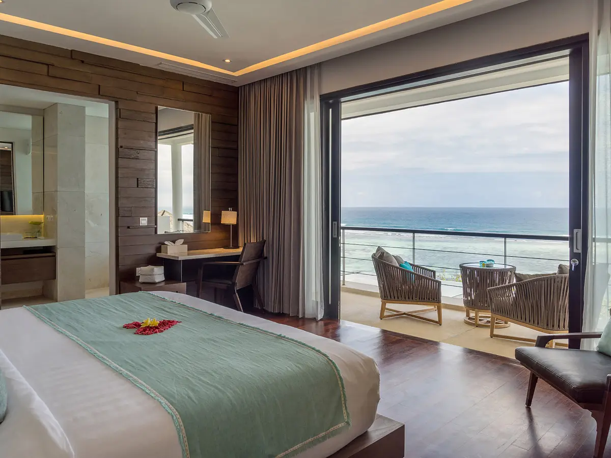 Grand Cliff Nusa Dua -  Master Bedroom setting