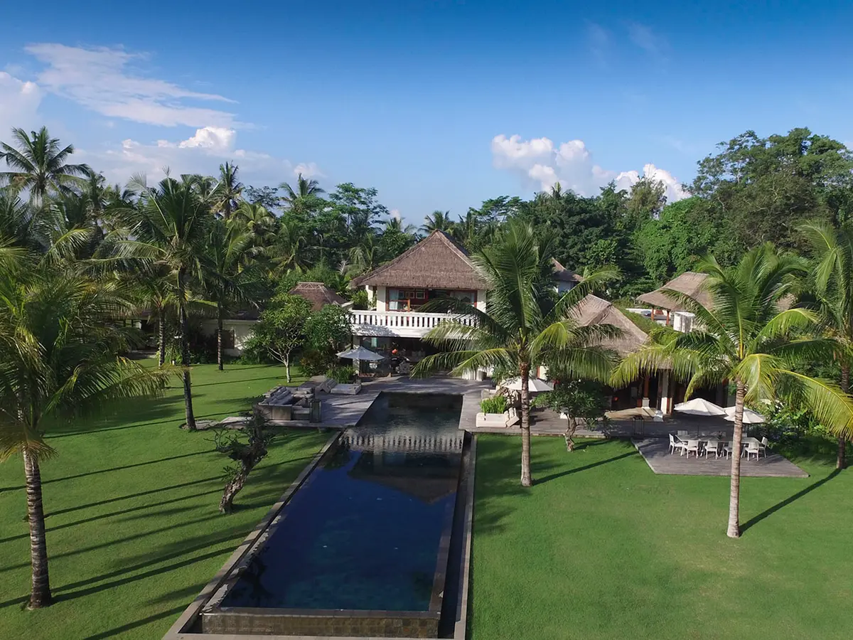 Kaba Kaba Estate - Spacious landscape