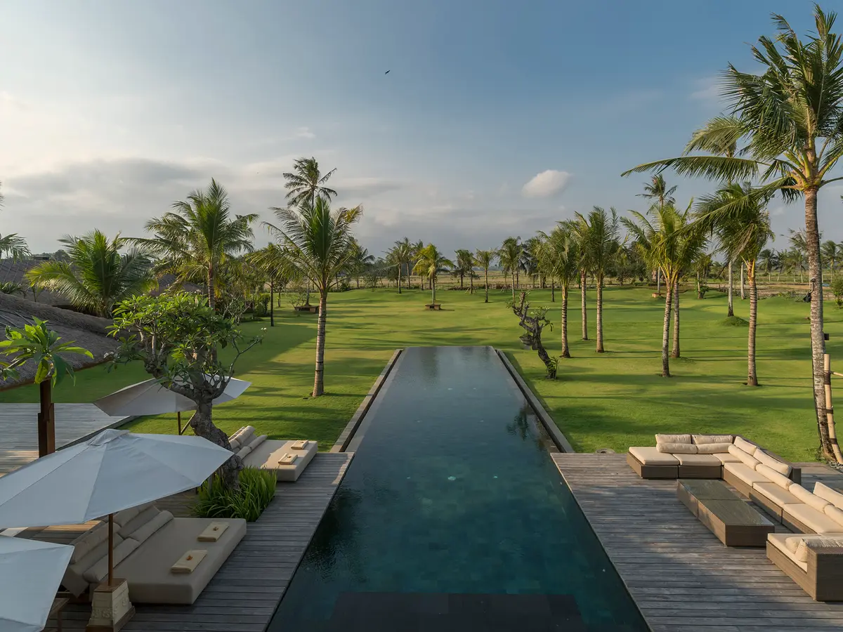 Kaba Kaba Estate - Semi-aerial of pool