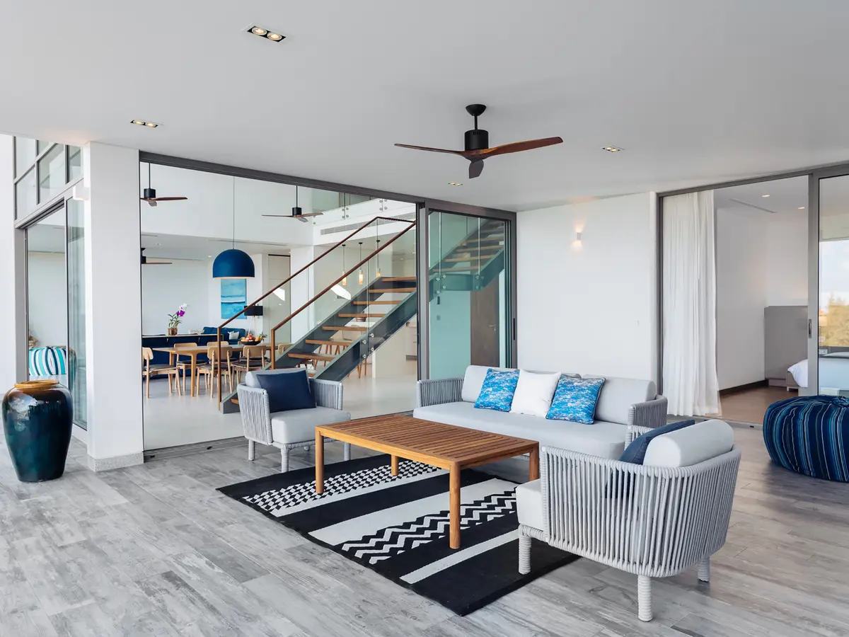 Malaiwana Duplex - Living area with dining view