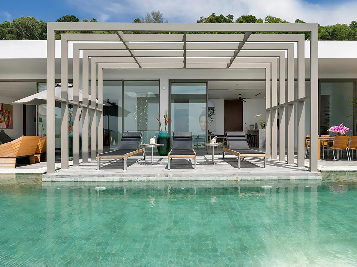 Malaiwana Penthouse - Pool view to villa