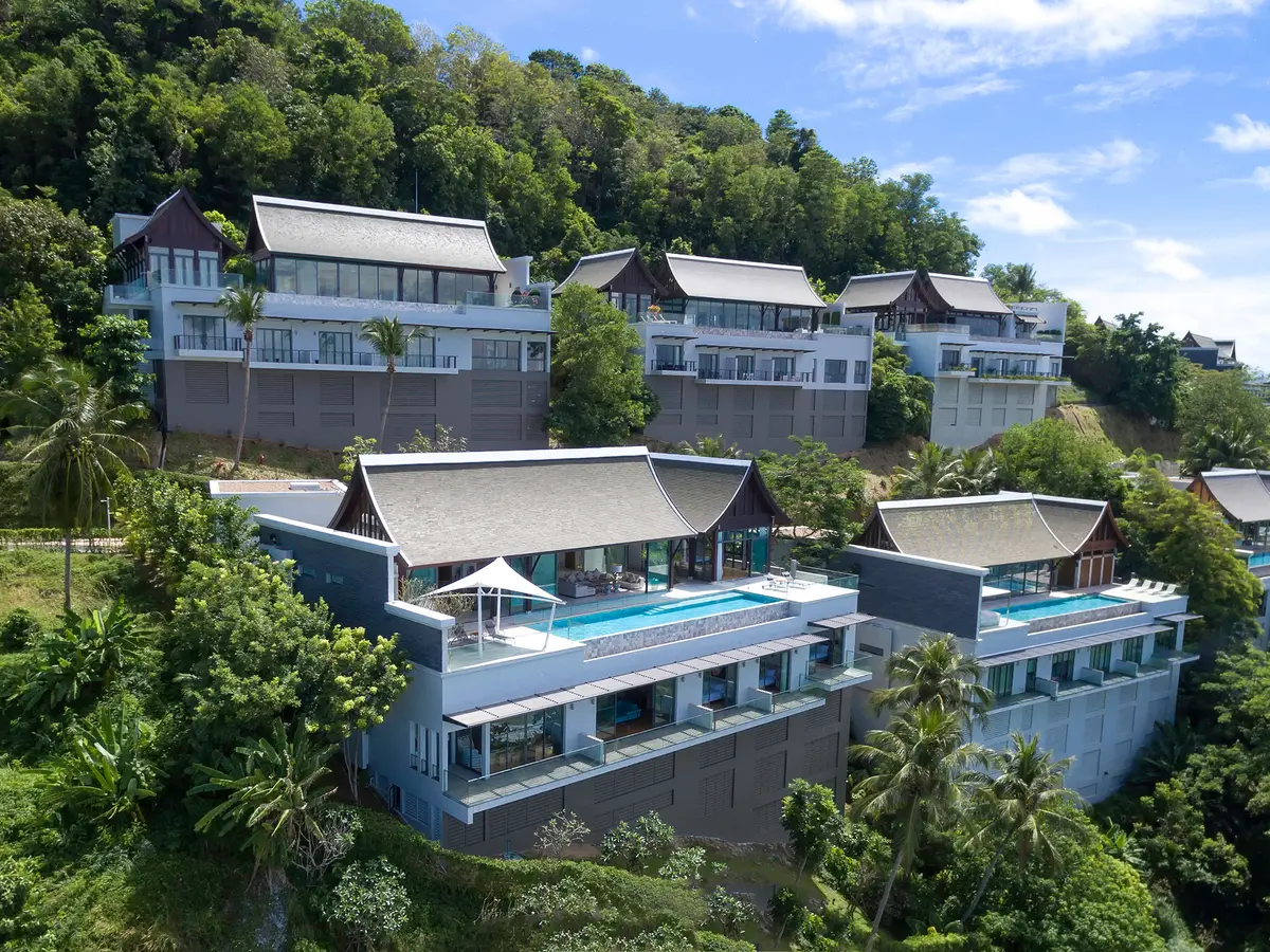 Malaiwana Villa R - Approach to the villa