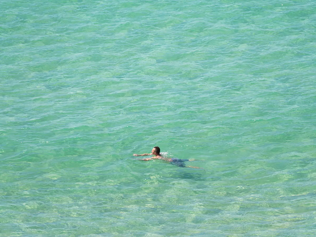 Malaiwana Villa R - Clear crystal water