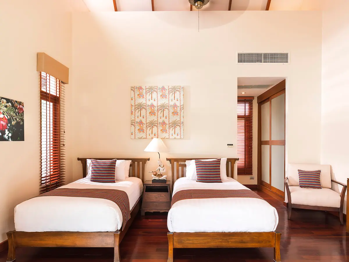 Tawantok Beach Villas - Villa 1 - Twin guest bedroom