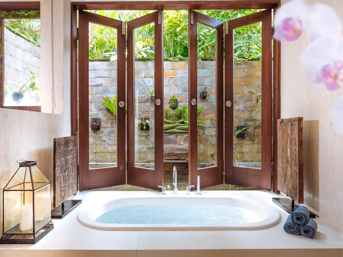 The Arsana Estate - Ensuite bathtub