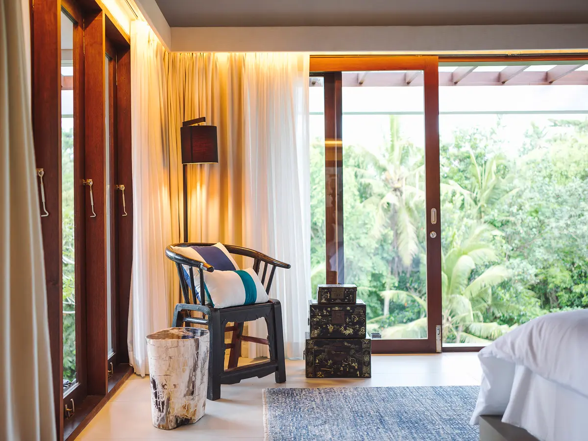 The Arsana Estate - Contemporary bedroom corner