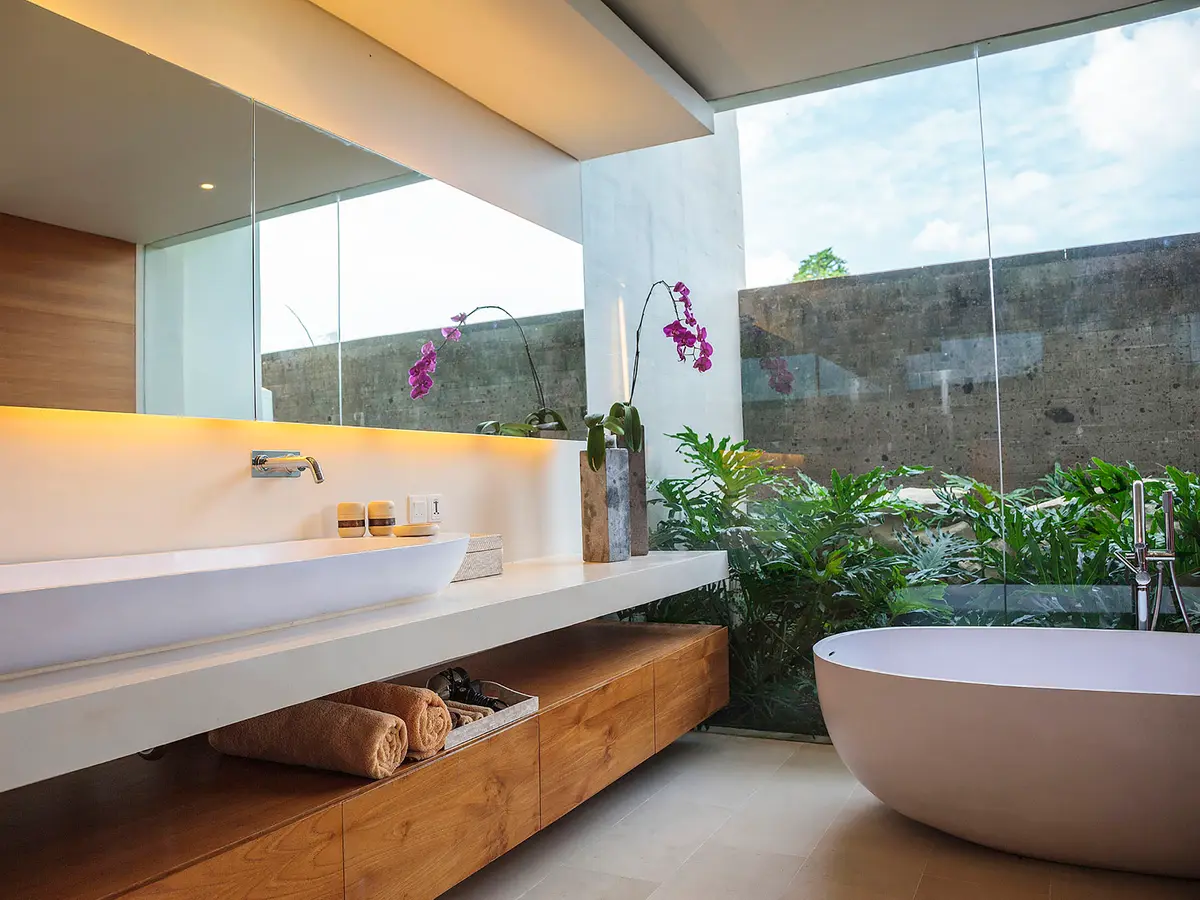The Iman Villa - Bedroom two ensuite bath