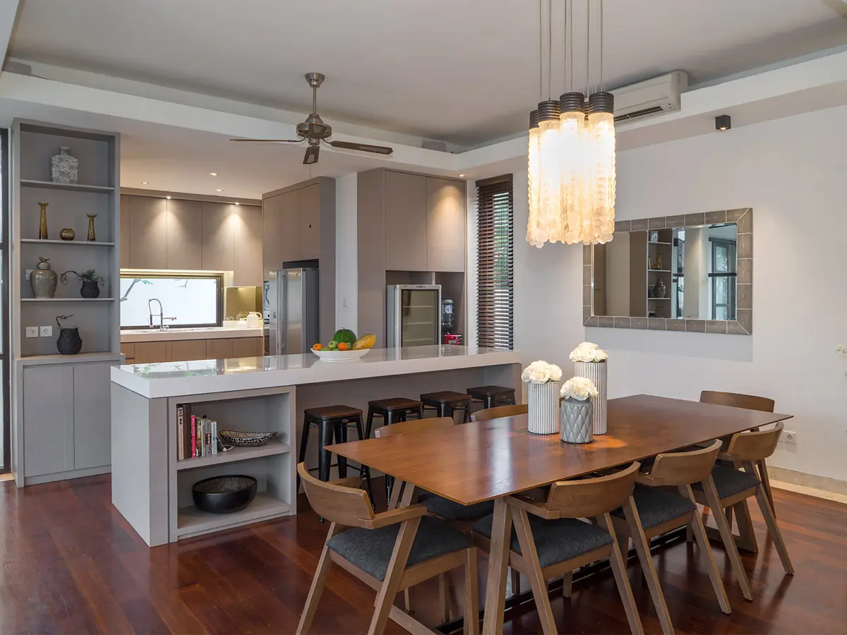 Villa Adenium - Kitchen and dining area preview