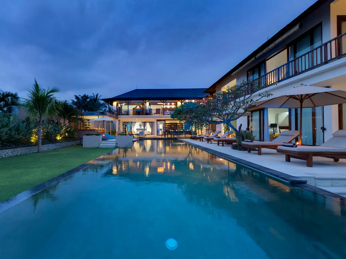 Villa Asada - Main pool view to villa