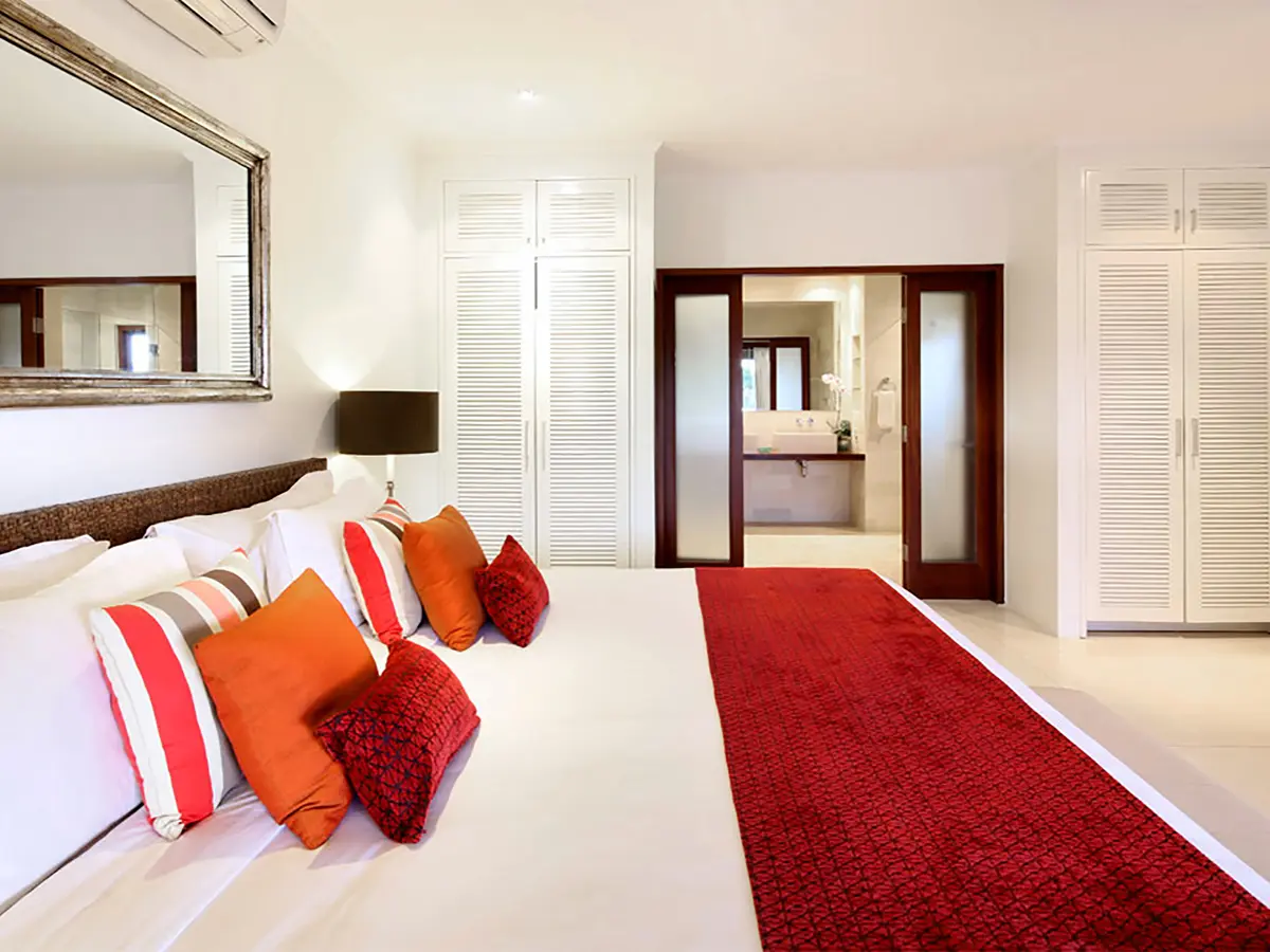 Villa Asante - Bedroom one