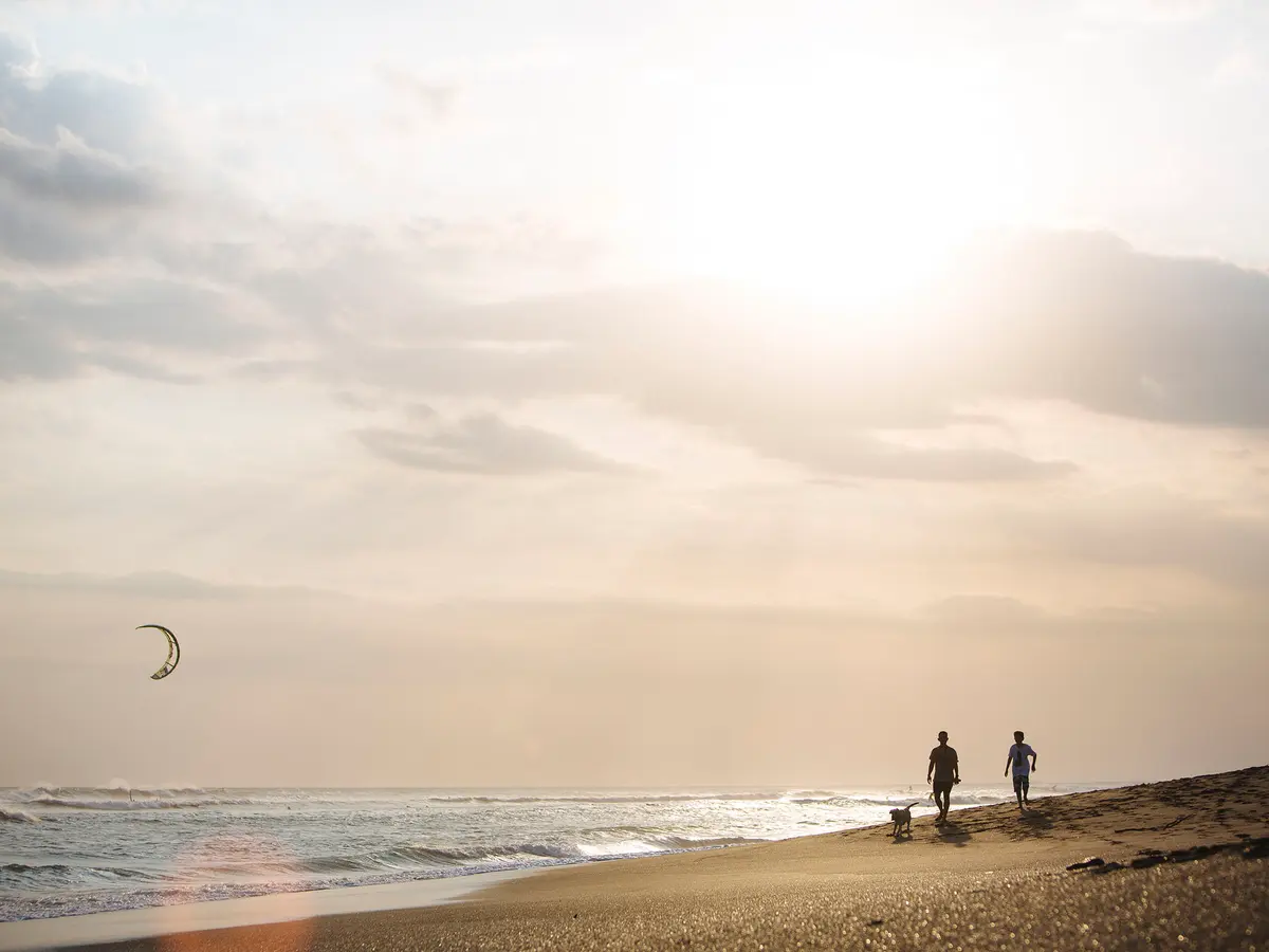 Villa Canggu - Sunset stroll