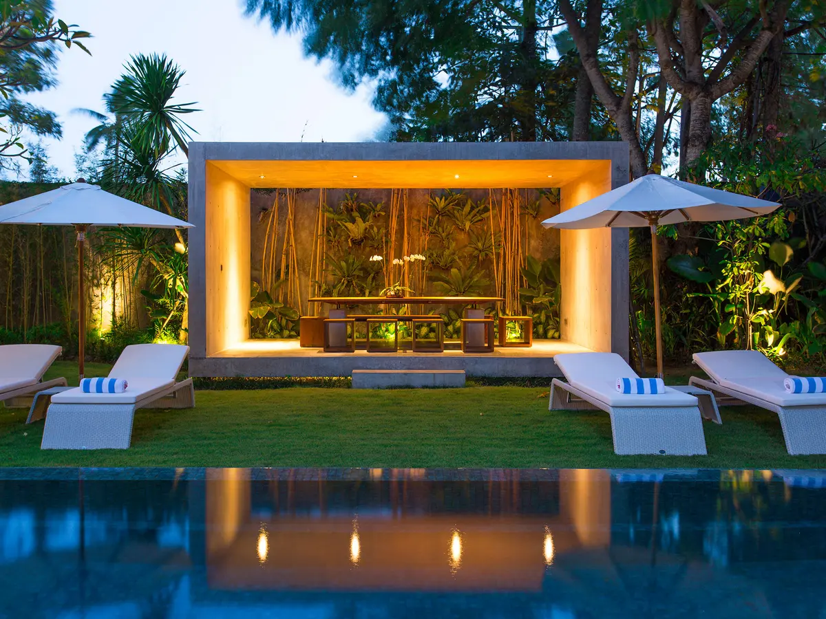 Villa Canggu - Villa South pool side at night