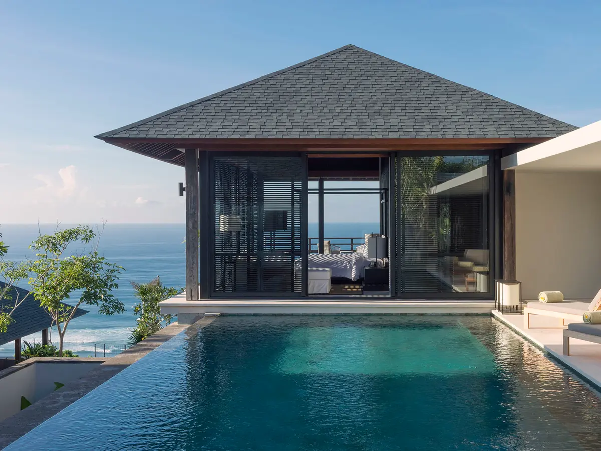 Villa Hamsa - Master bedroom pool view
