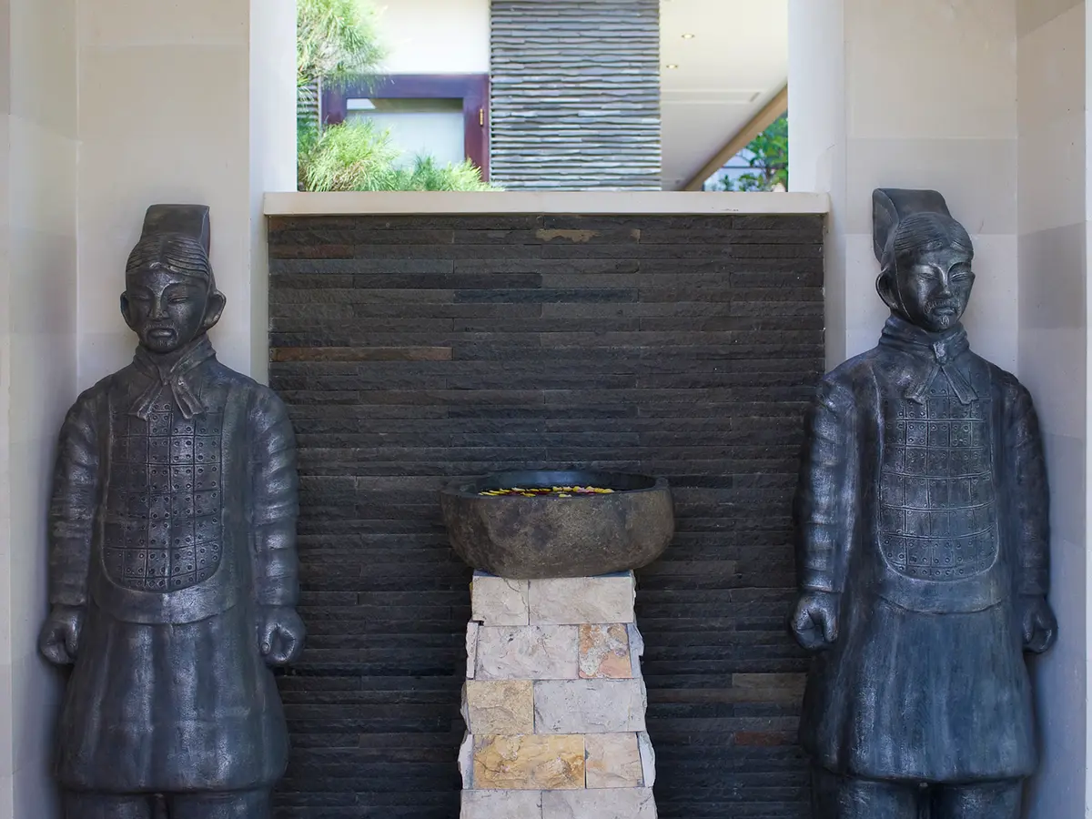 Villa Lega - Statues