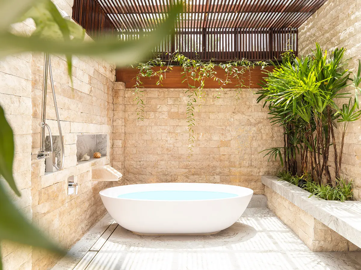 Waimarie - Semi outdoor bathtub