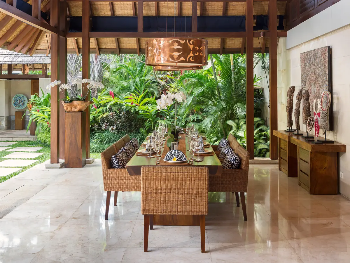 Villa Windu Sari - Dining table