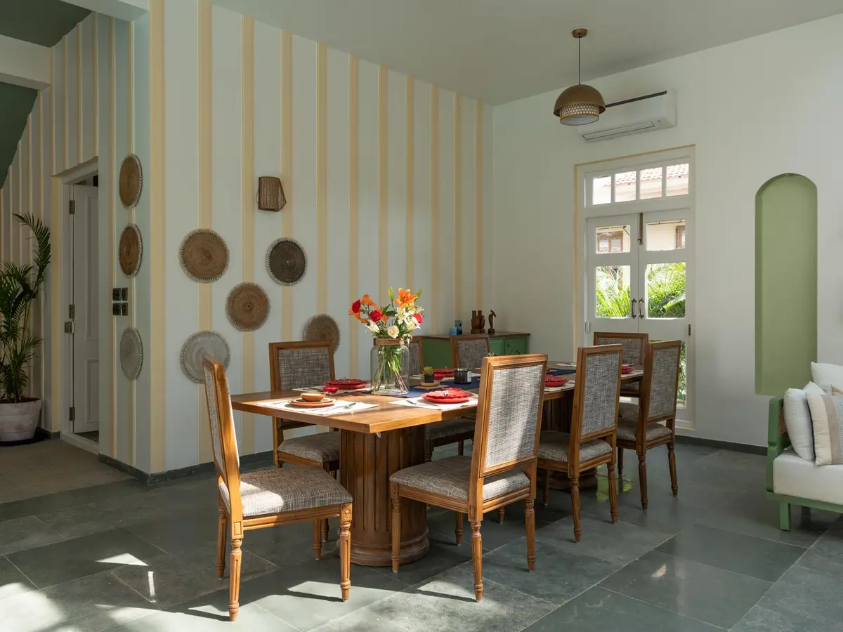 Colina - Villa B - Dining area