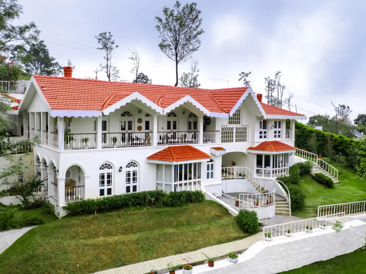 Day Facade | Villa Aikyam