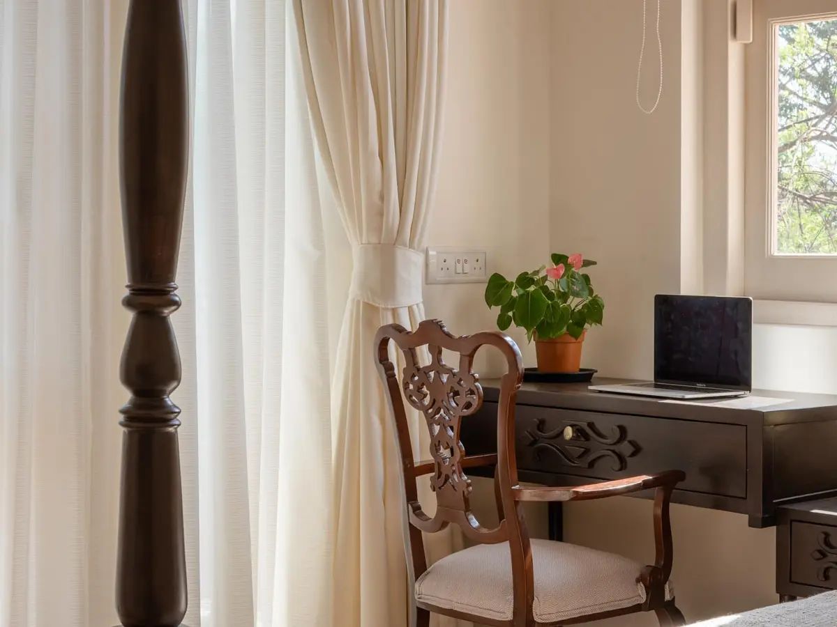 Aurelia Villa D - Bedroom 3 - Study area