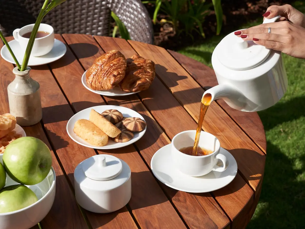 Aurelia Villa E - Outdoor Tea Setup