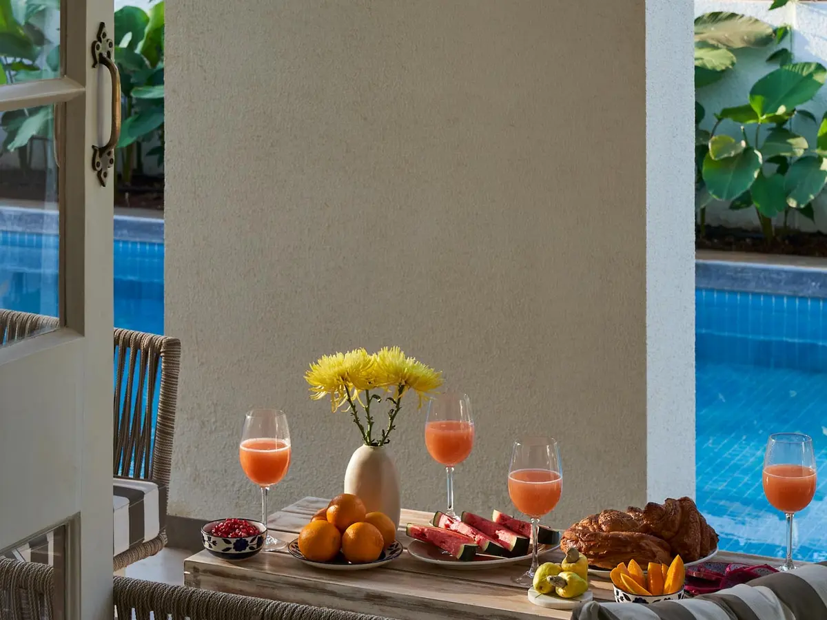 Aurelia Villa E - Outdoor Breakfast Setup
