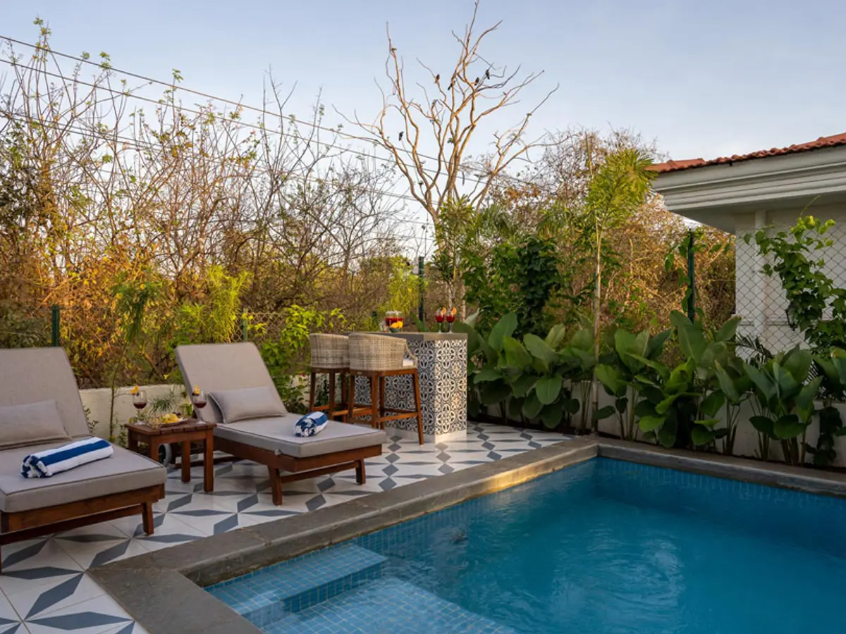 Aurelia Villa G - Poolside