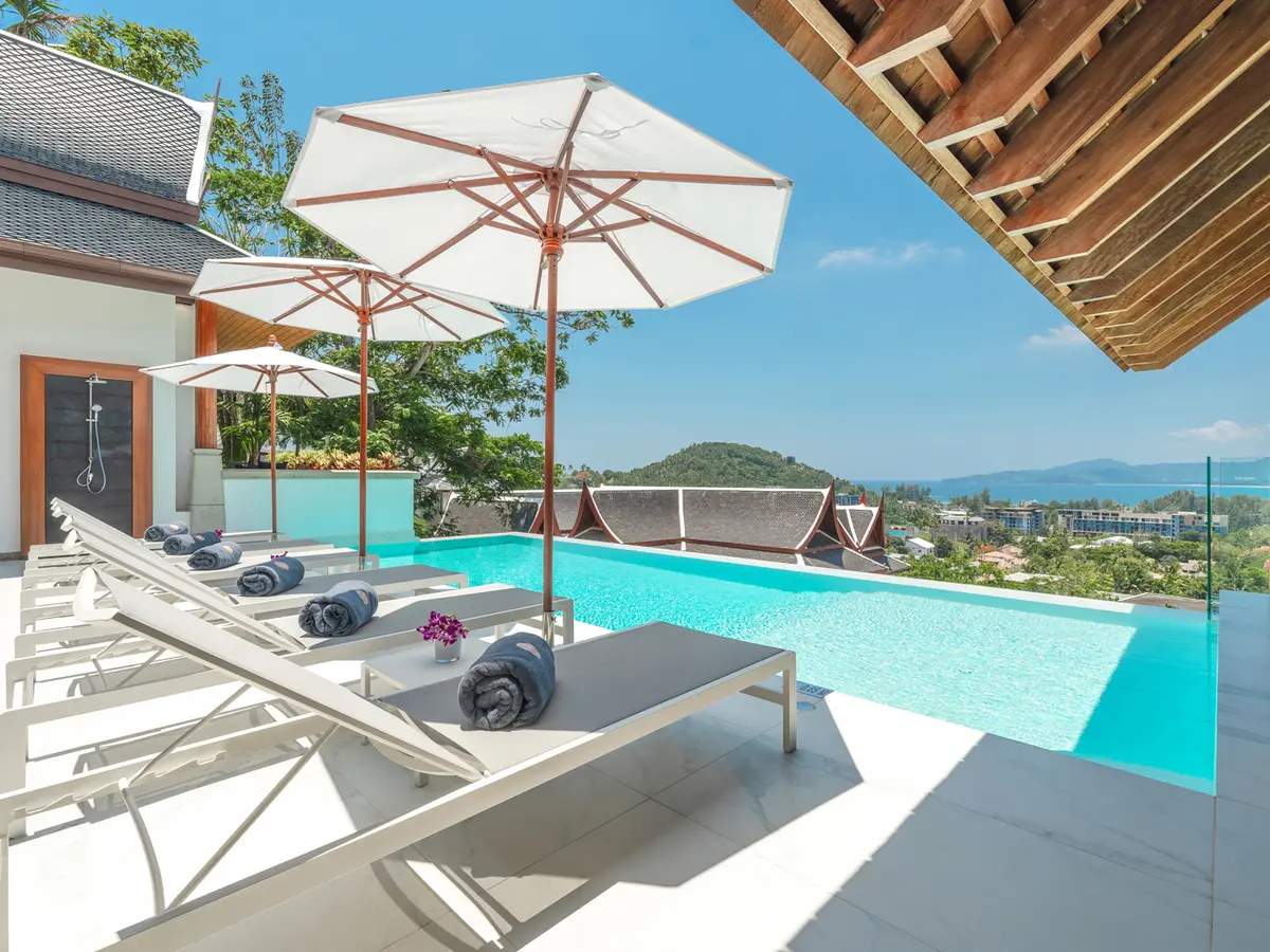 Sea View Zenith - Infinity pool with a fantastic view