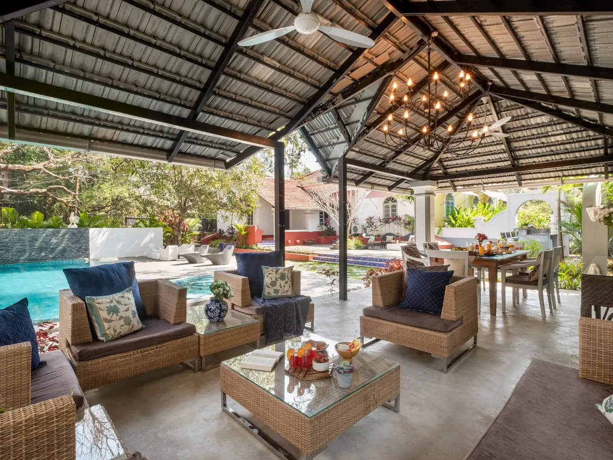 Bastora House - Outdoor Dining