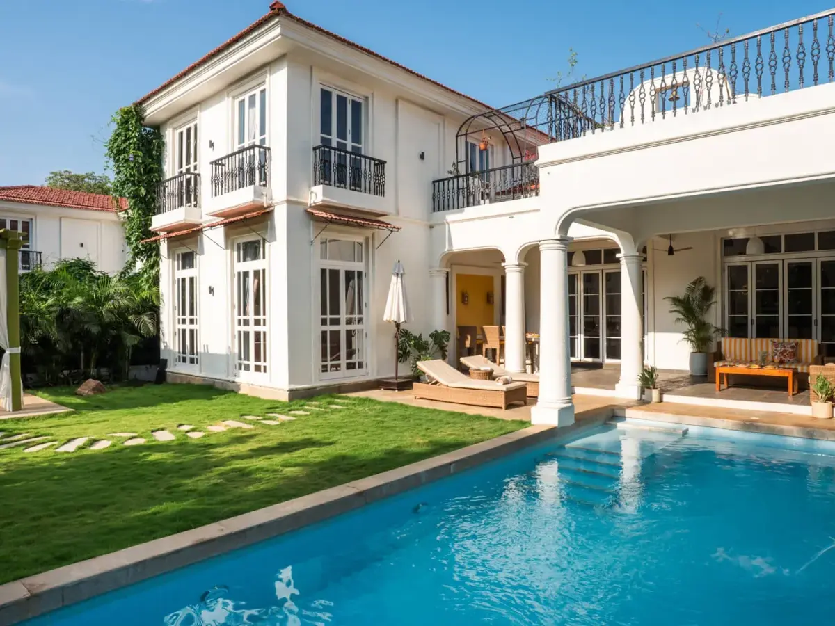 Poolside Facade | Beleza Villa B by Lohono Stays