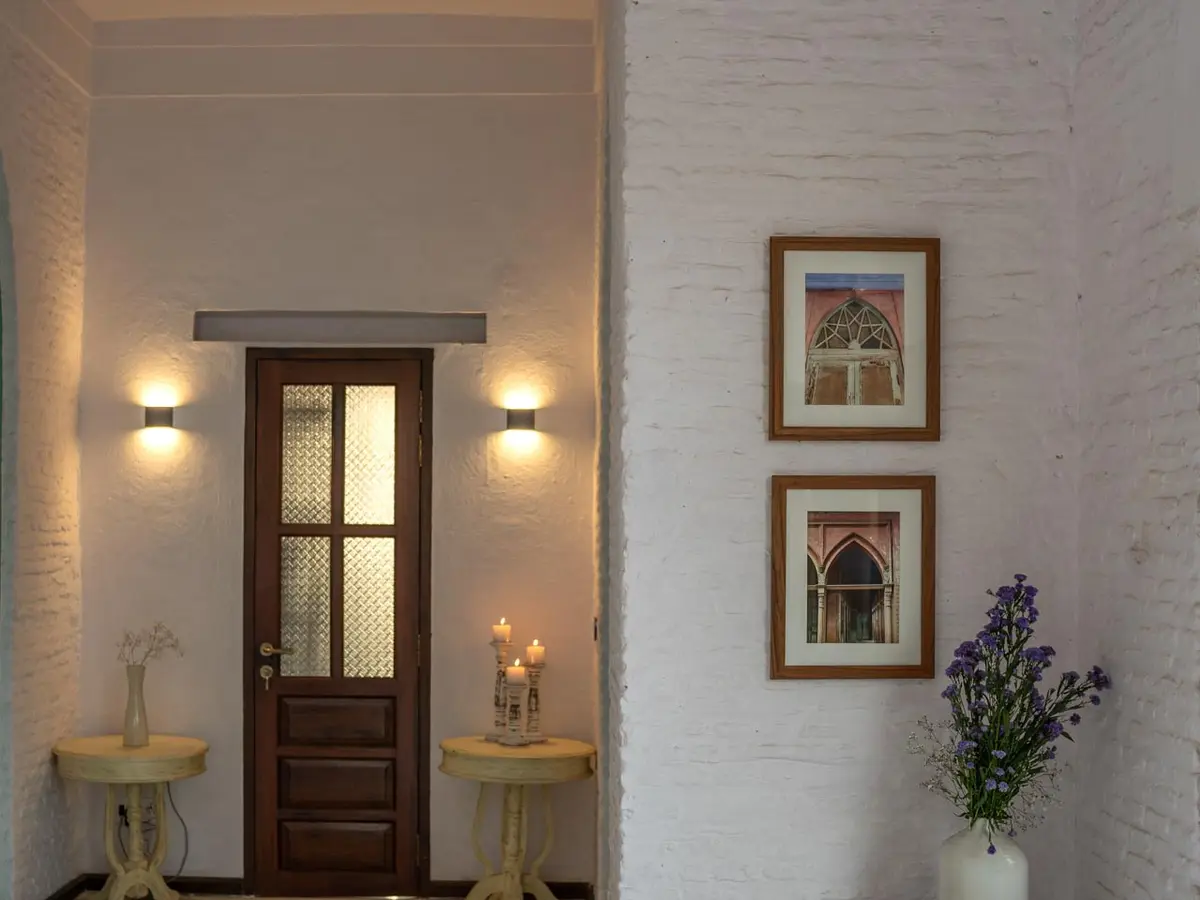Beri House - Hallway