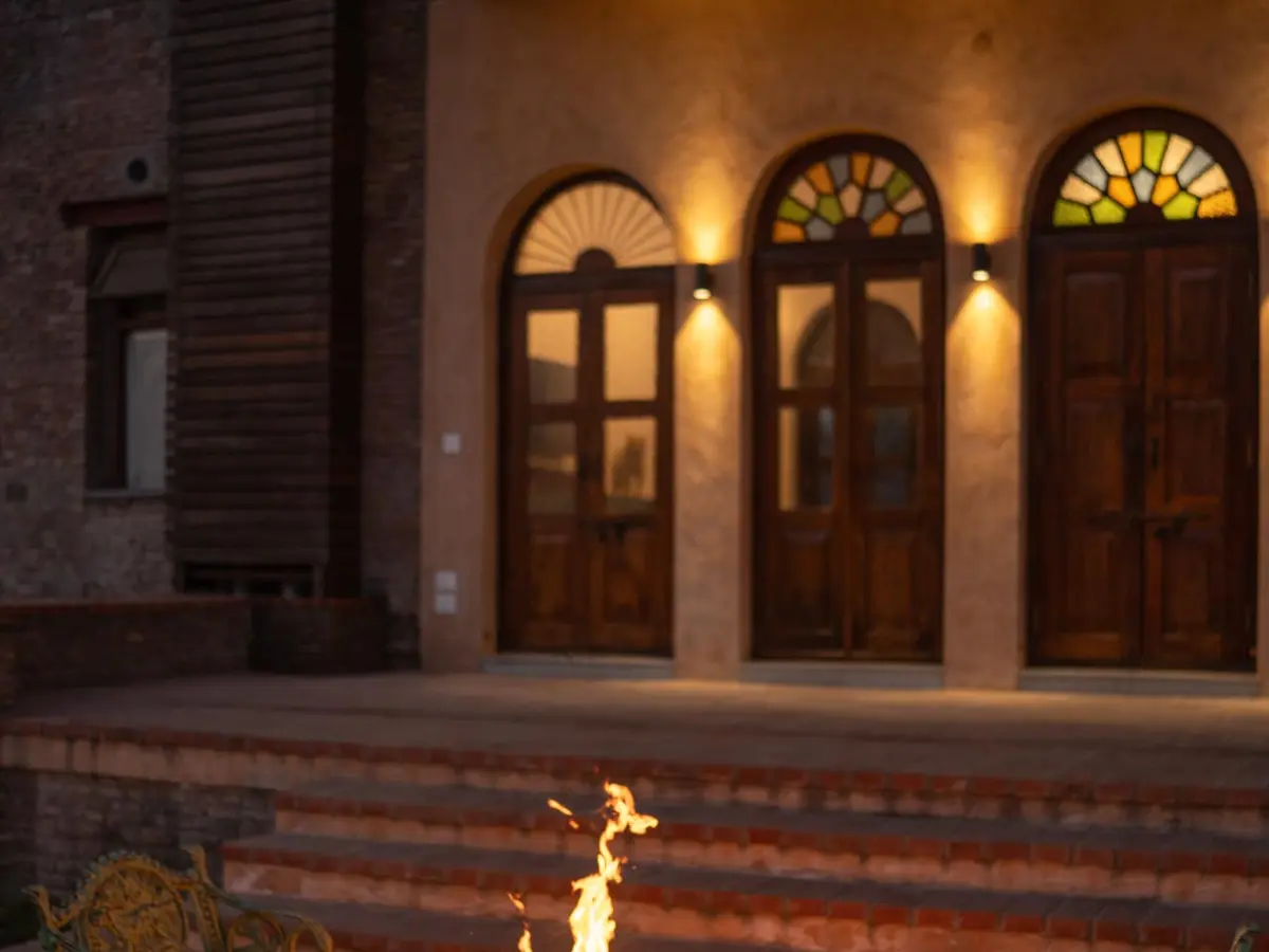 Beri House - Bonfire