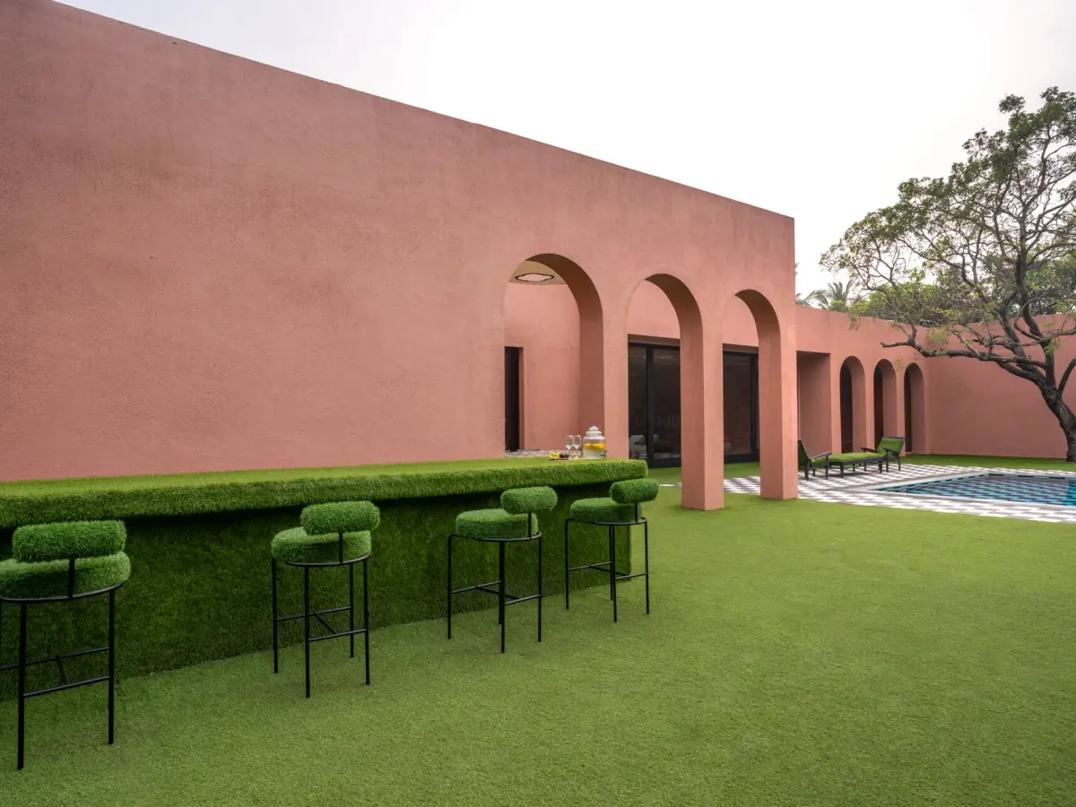 Outdoor Lawn | Casa Del