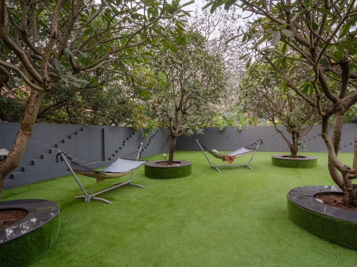 Outdoor Lawn | Casa Del