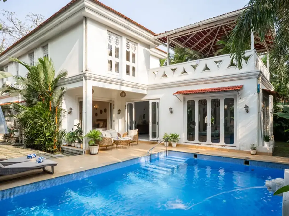 Villa Facade | Castello 4