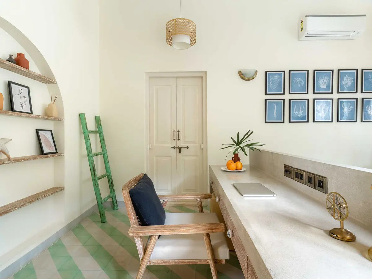 Colina - Villa H - Study area