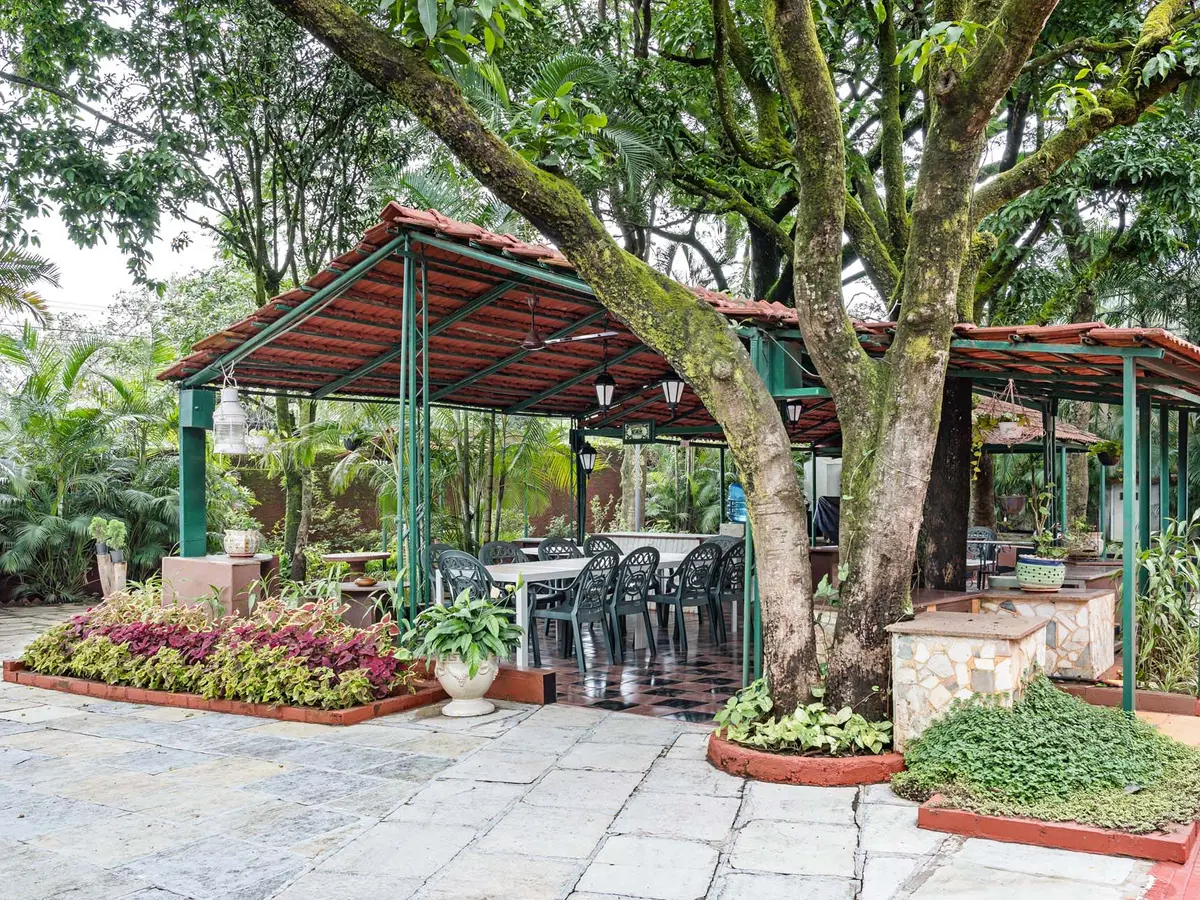 Dulwich Estate - Outdoor Dining