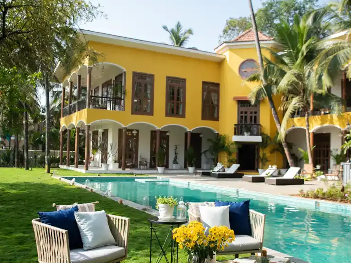 Estate Alta De Palmeira -  Poolside Seating