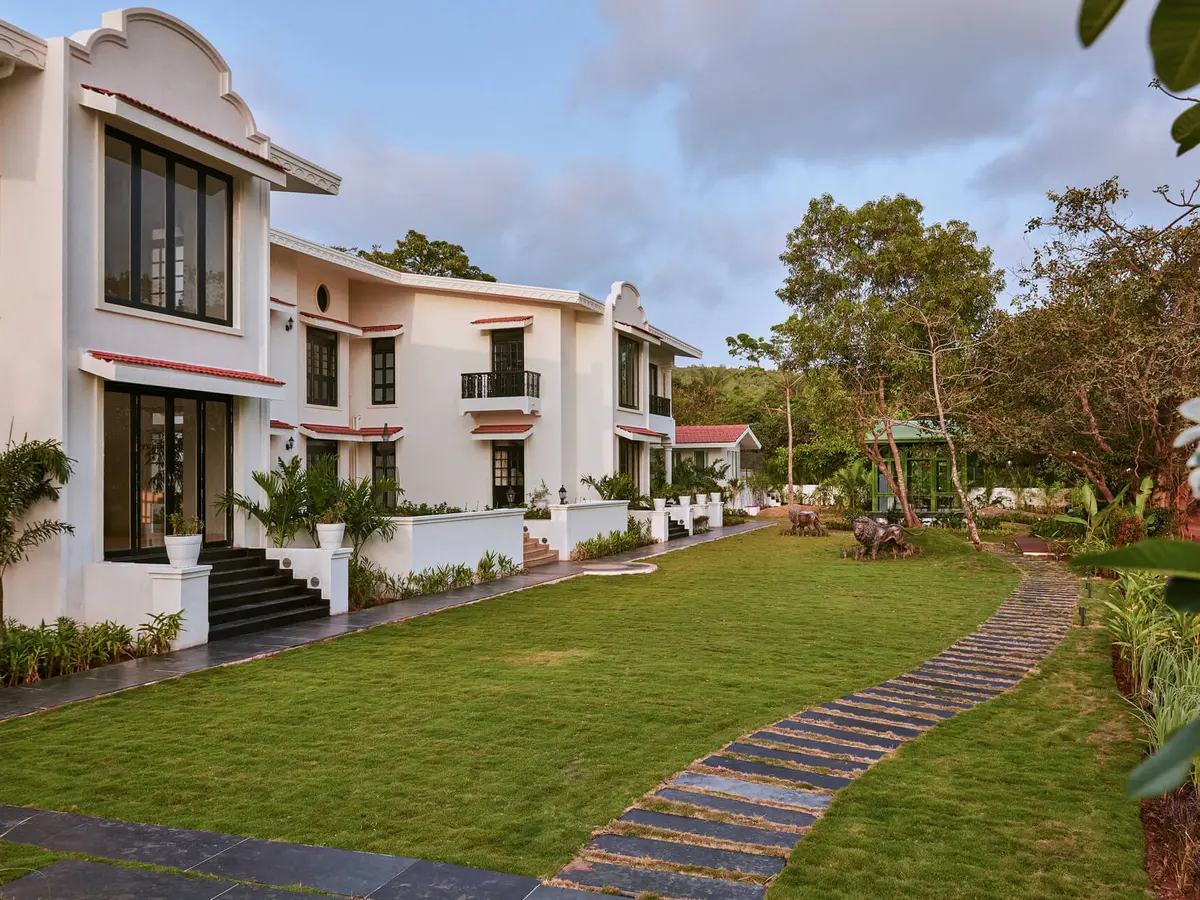 Estate de Frangipani - Lawn