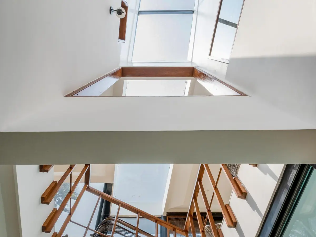 Glasshouse On The Bay - Glass roof