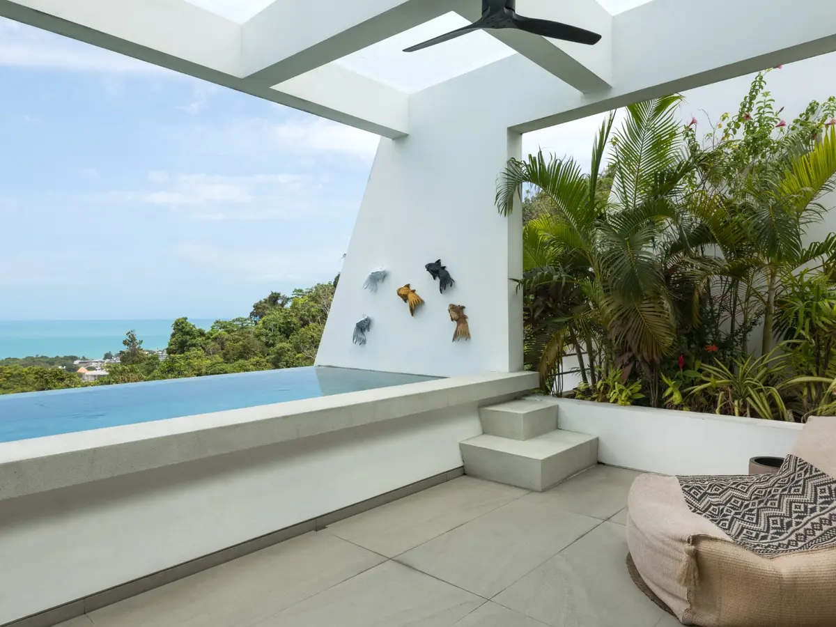 Golden Lotus - The Flourish Villa - Terrace garden and pool