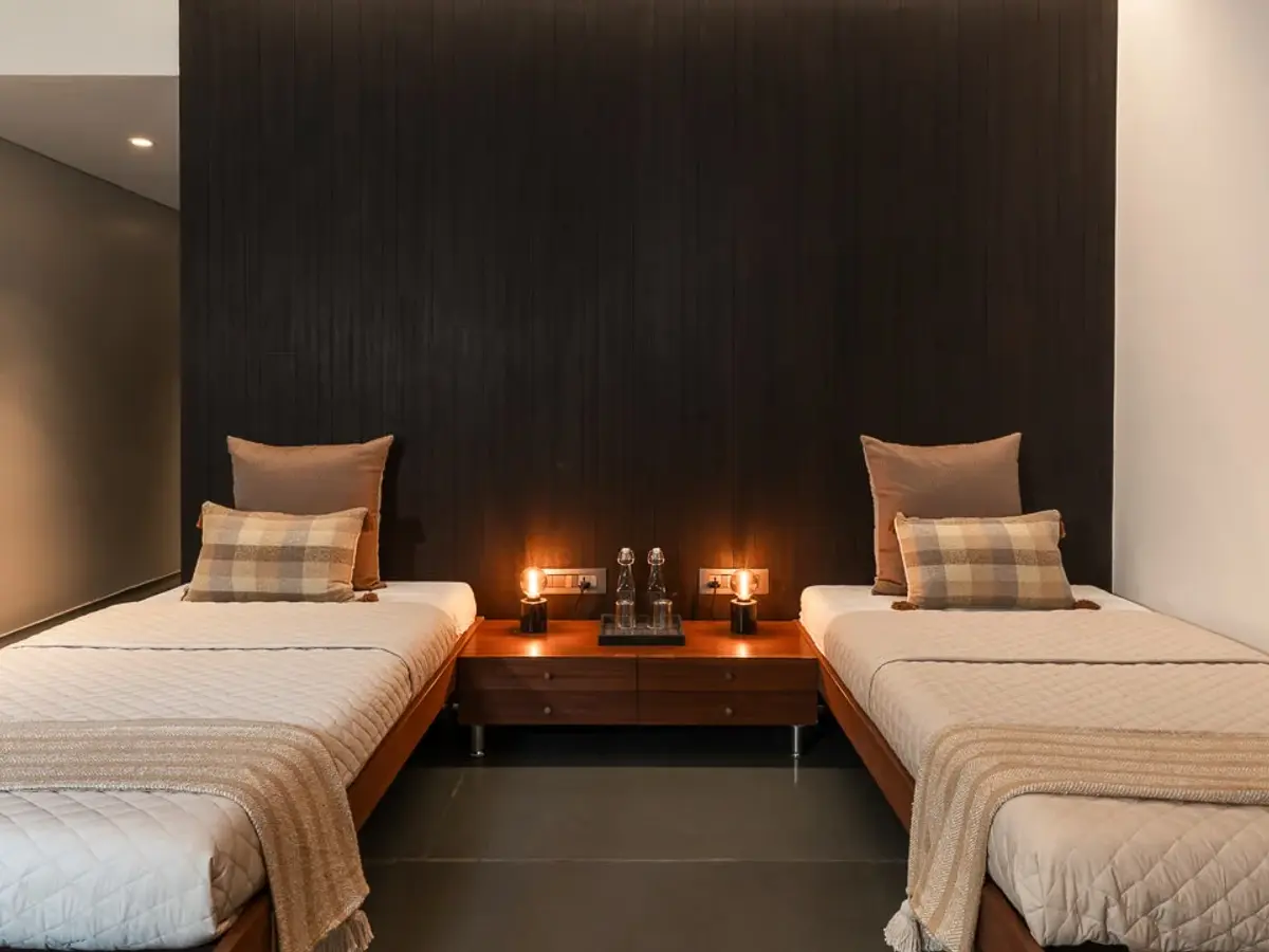 Luxury Bedroom | Gomati by Lohono Stays