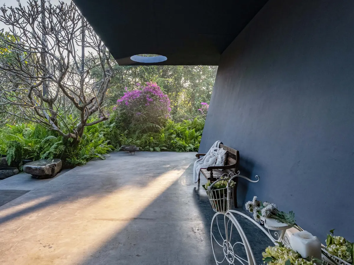 Greystone Manor - Private Villa on Rent