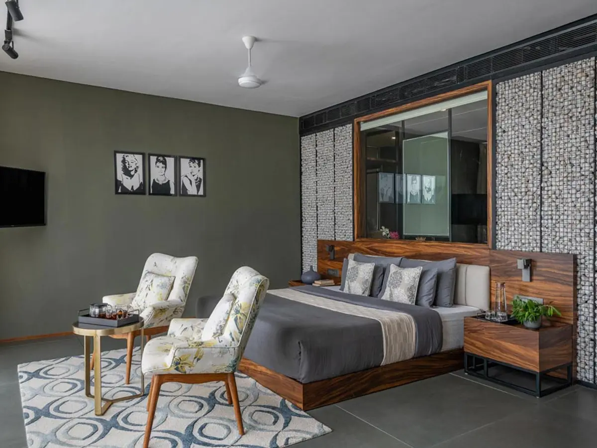 Bedroom-Lohono Stay