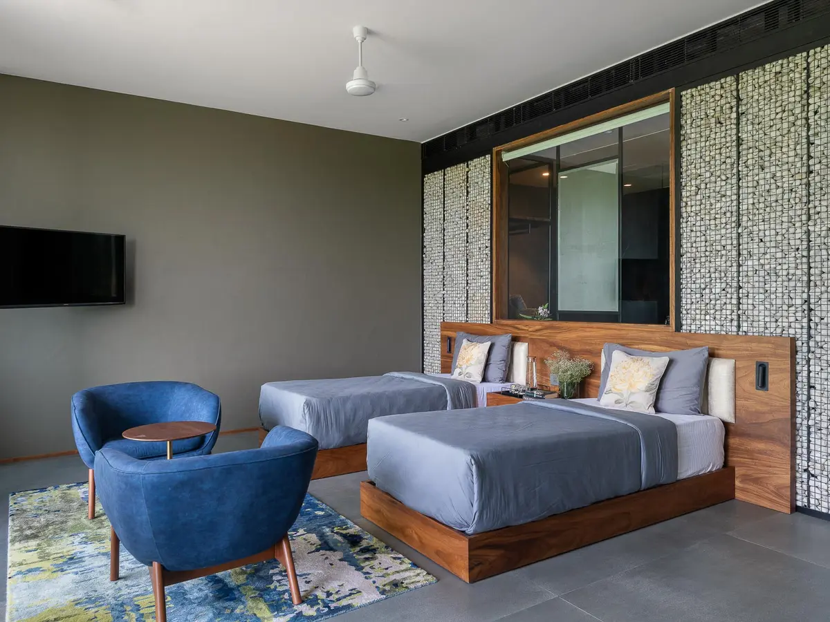 Modern Bedroom- Lohono Stays