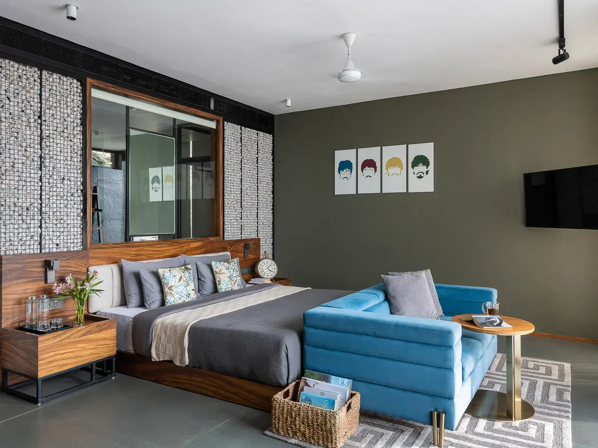 Vibrant Bedroom- Lohono Stays