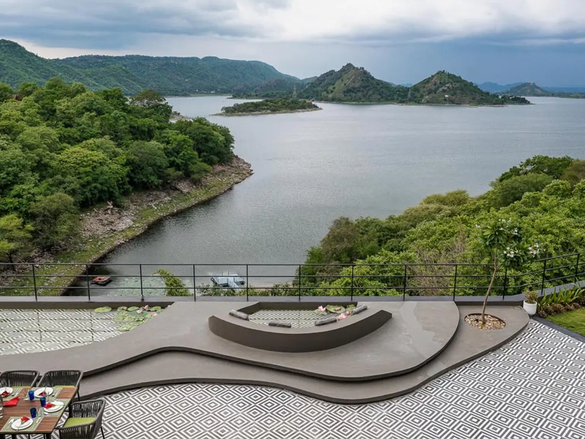 Deck - Lohono Stay