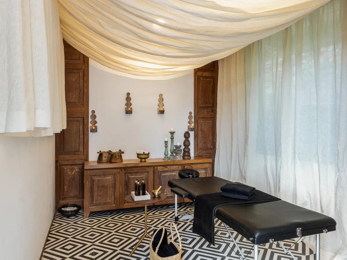 Spa Room - Lohono Stay