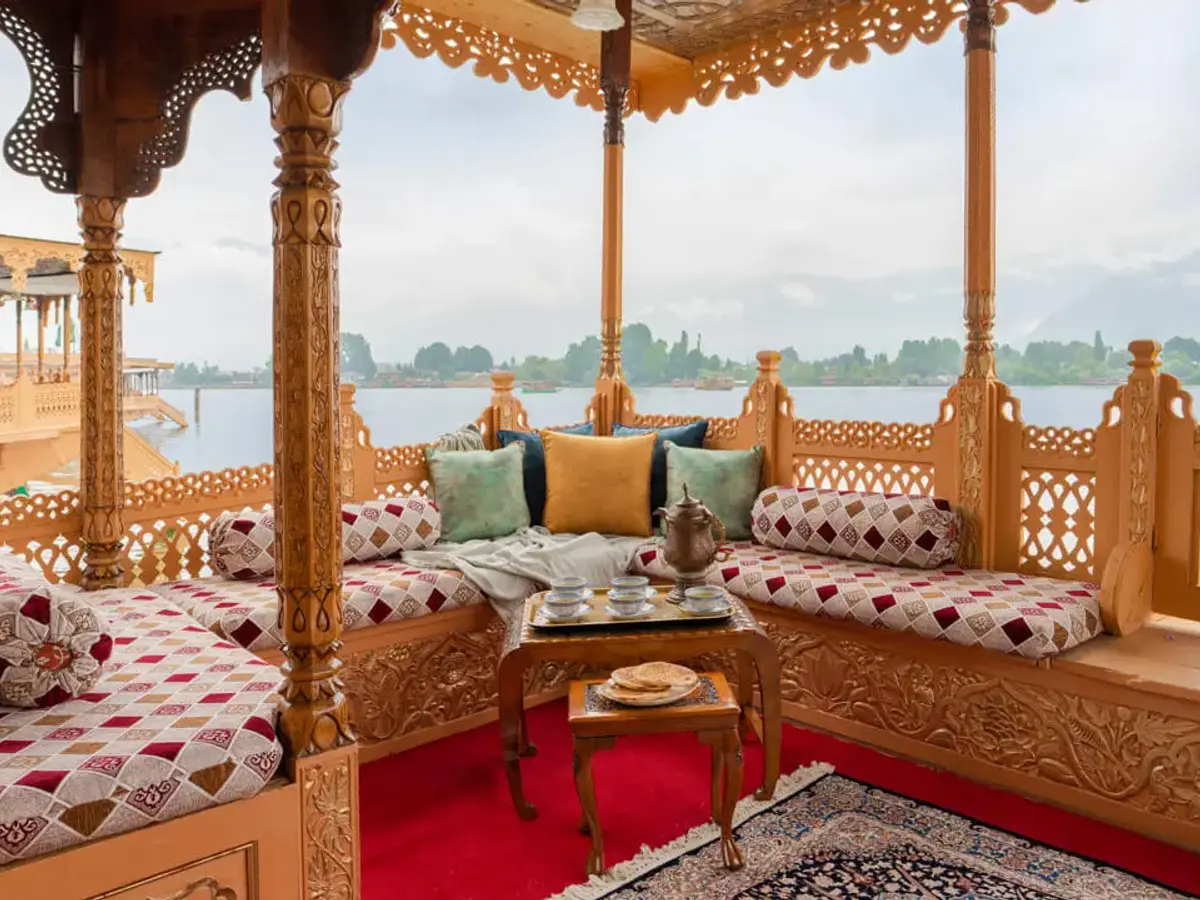 Harmukh Houseboat - Entrance